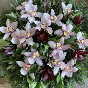Rózsaszín Pillangók - Rózsaszín Cymbidium Orchidea Fekvő Koszorúja