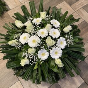 Fehér Fényesség - Fehér Gerbera, Fehér Rózsa, Rezgő Virágok Fekvő Koszorúja